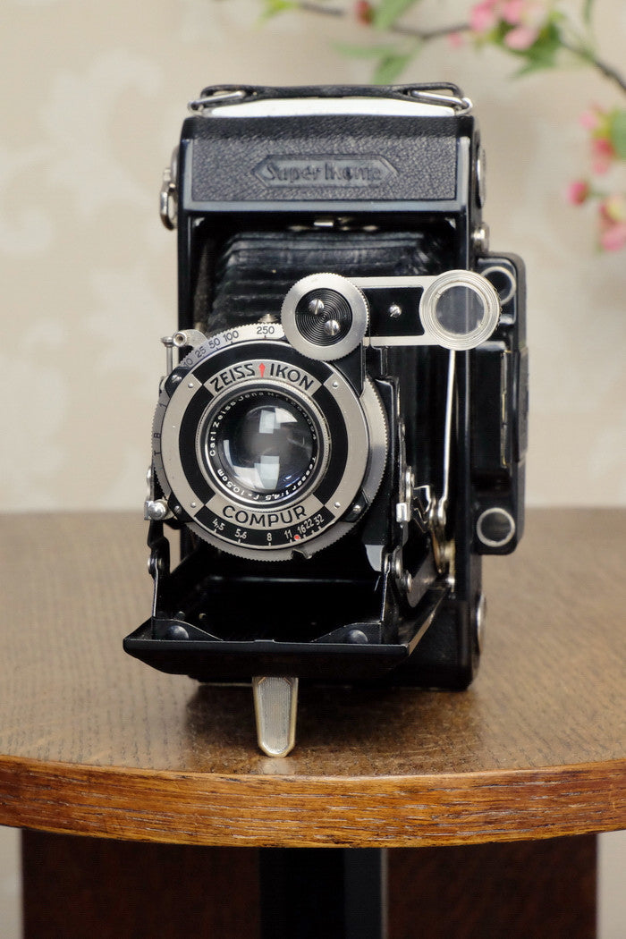 SUPERB! 1933 Zeiss Ikon Super Ikonta 6x9, Tessar lens, FRESHLY SERVICED! - Zeiss-Ikon- Petrakla Classic Cameras