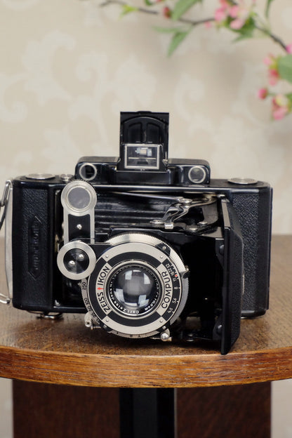 SUPERB! 1933 Zeiss Ikon Super Ikonta 6x9, Tessar lens, FRESHLY SERVICED! - Zeiss-Ikon- Petrakla Classic Cameras
