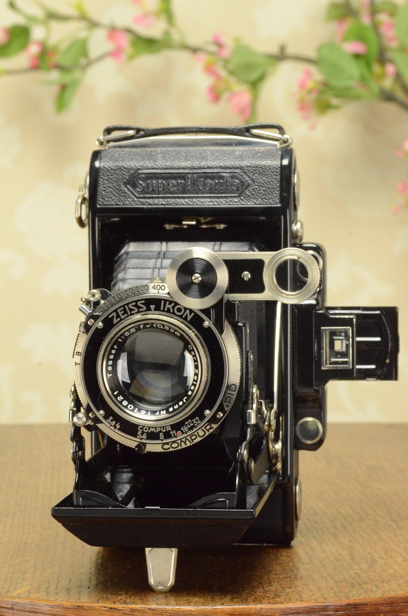 Near Mint! 1935 Zeiss Ikon Super Ikonta 6x9, Tessar lens, FRESHLY SERVICED - Zeiss-Ikon- Petrakla Classic Cameras
