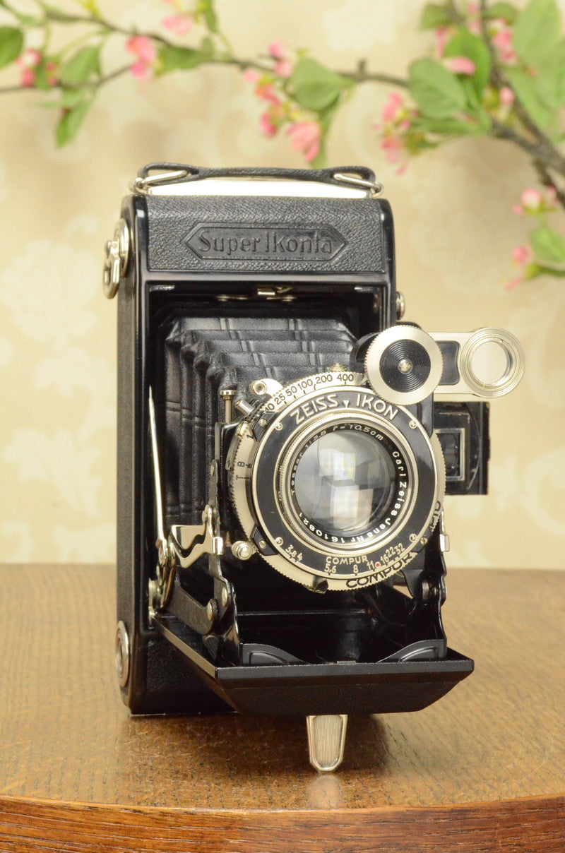 Near Mint! 1935 Zeiss Ikon Super Ikonta 6x9, Tessar lens, FRESHLY SERVICED - Zeiss-Ikon- Petrakla Classic Cameras