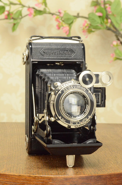 Near Mint! 1935 Zeiss Ikon Super Ikonta 6x9, Tessar lens, FRESHLY SERVICED - Zeiss-Ikon- Petrakla Classic Cameras