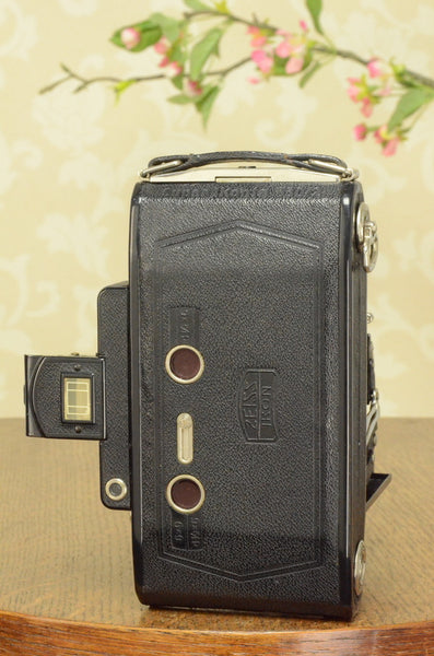 1936 6x9 Super Ikonta with Tessar Lens, FRESHLY SERVICED - Zeiss-Ikon- Petrakla Classic Cameras