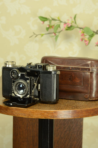 Superb! 1934 Zeiss-Ikon Super Nettel (236/24) Freshly serviced! - Zeiss-Ikon- Petrakla Classic Cameras